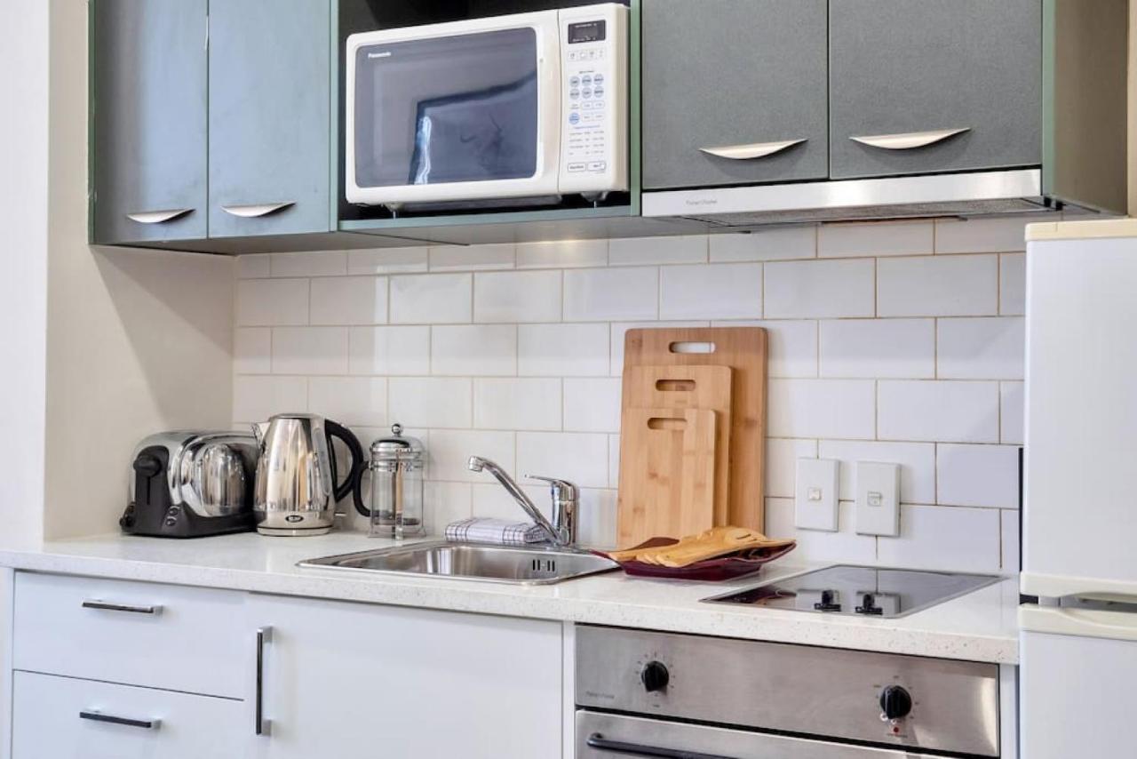אוקלנד Urban Deco Apartment On Queen Street מראה חיצוני תמונה