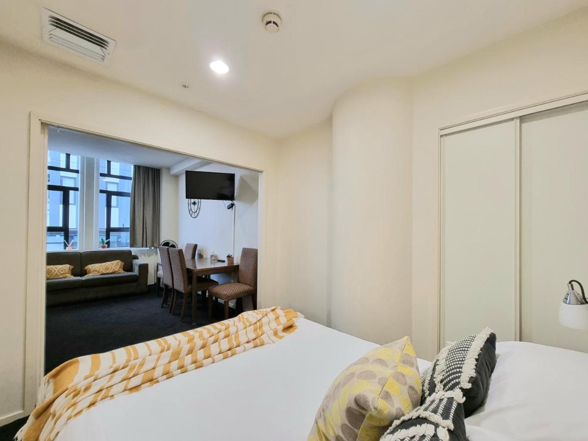 אוקלנד Urban Deco Apartment On Queen Street חדר תמונה