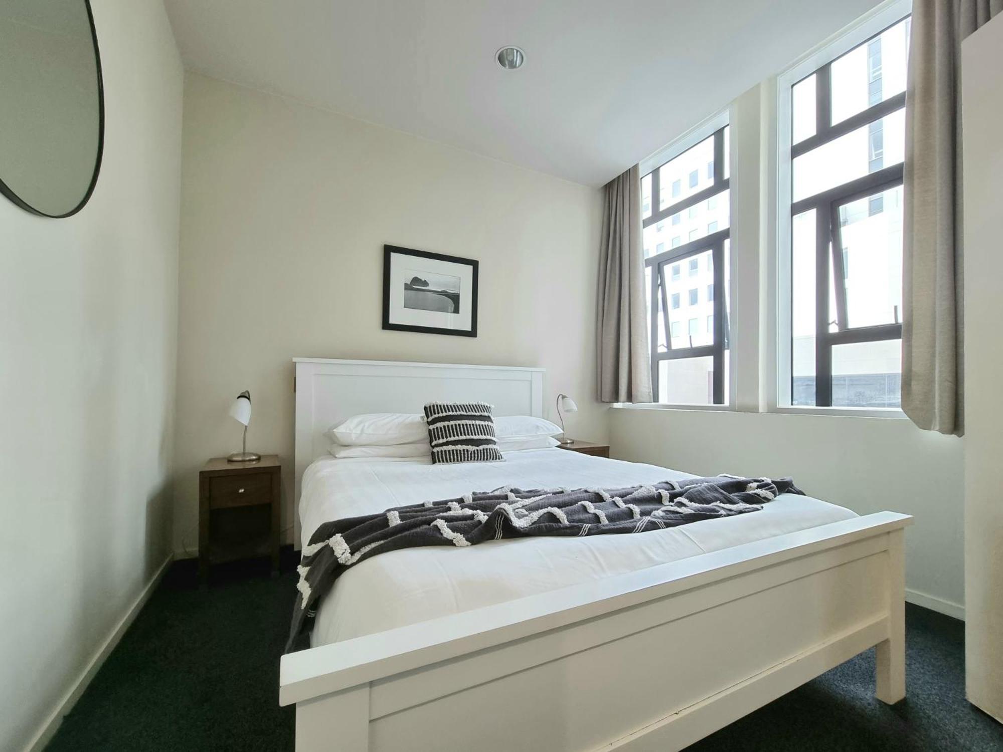 אוקלנד Urban Deco Apartment On Queen Street חדר תמונה