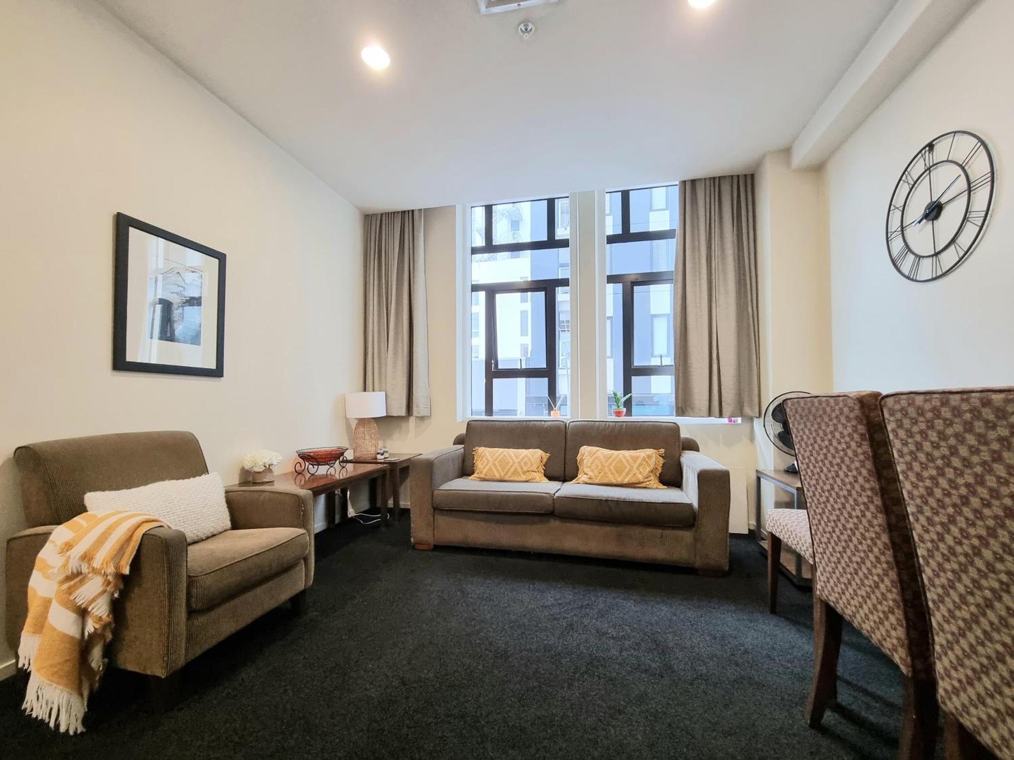 אוקלנד Urban Deco Apartment On Queen Street חדר תמונה