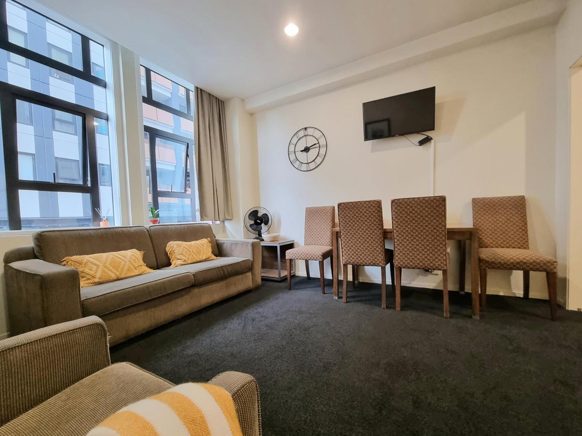 אוקלנד Urban Deco Apartment On Queen Street חדר תמונה